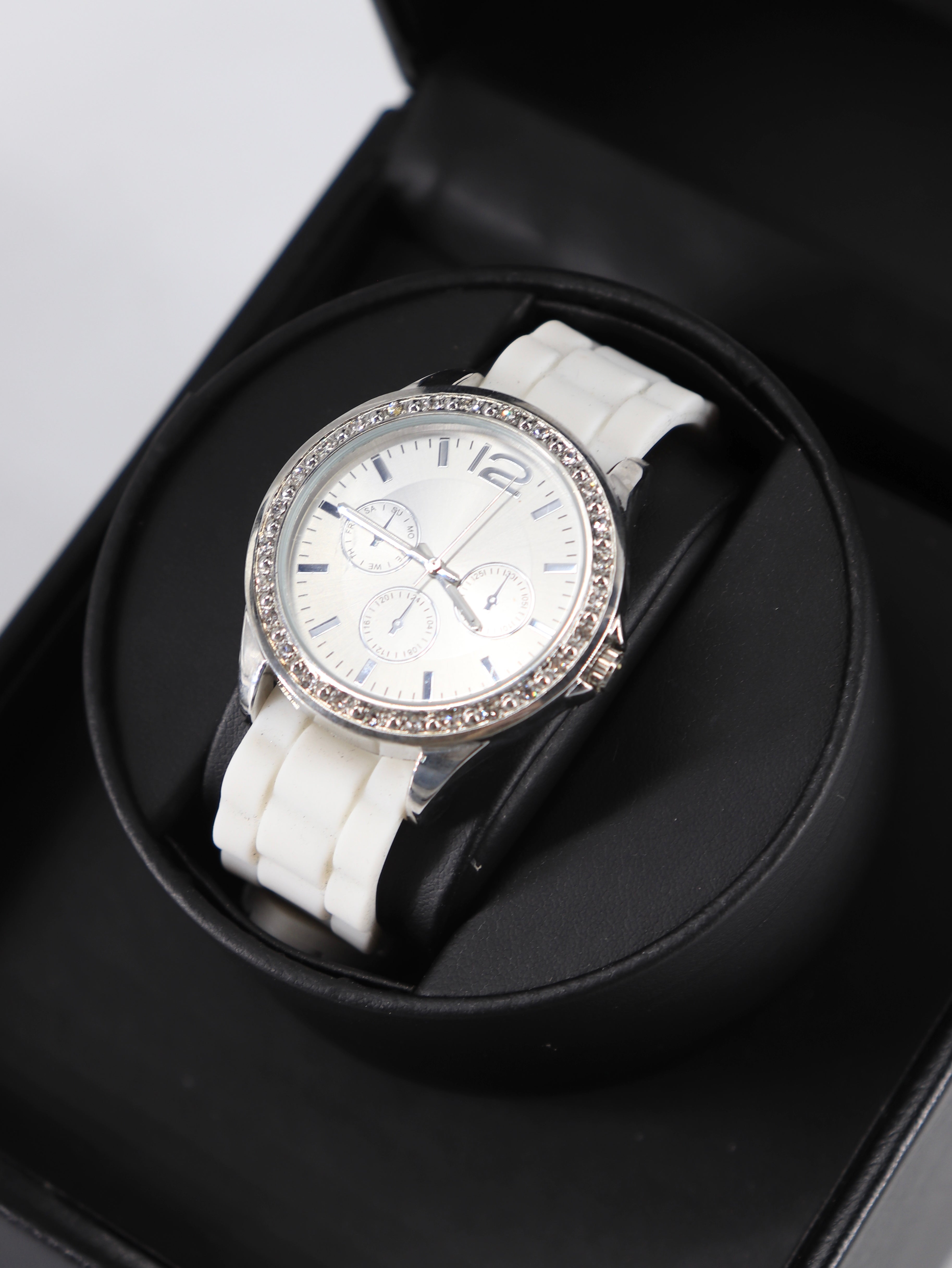 Reloj Bateria en mal estado  - Mujer - Talla Única (One Size)
