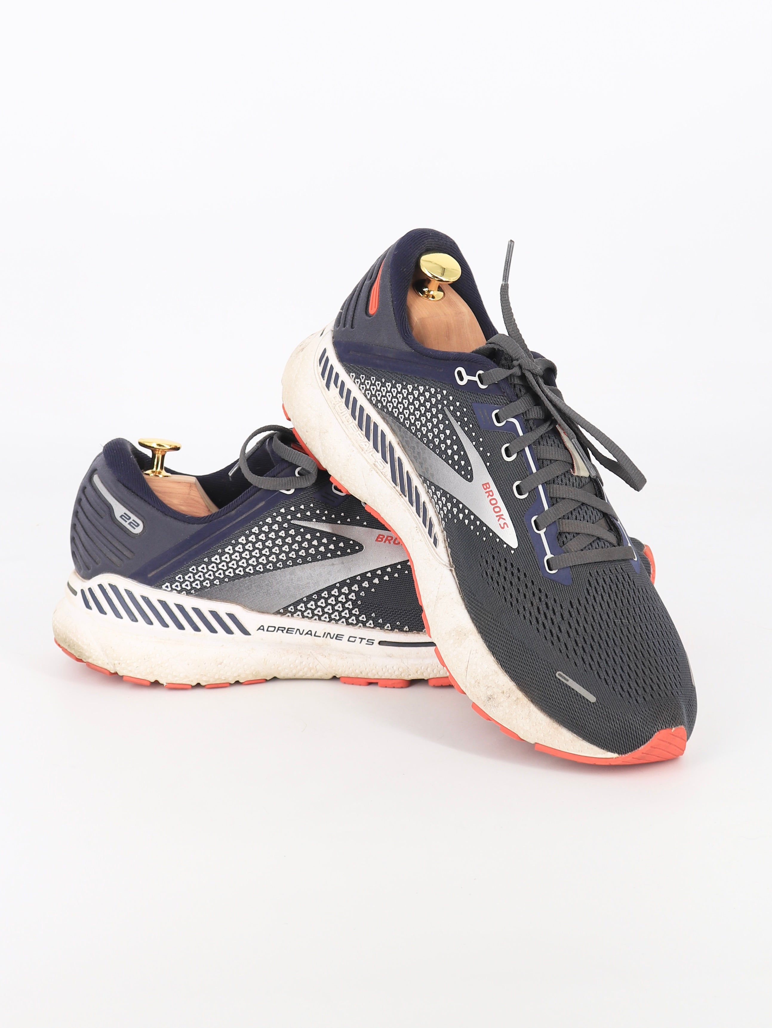 BROOKS Tenis Deportivo Basic - Hombre - US 10.5