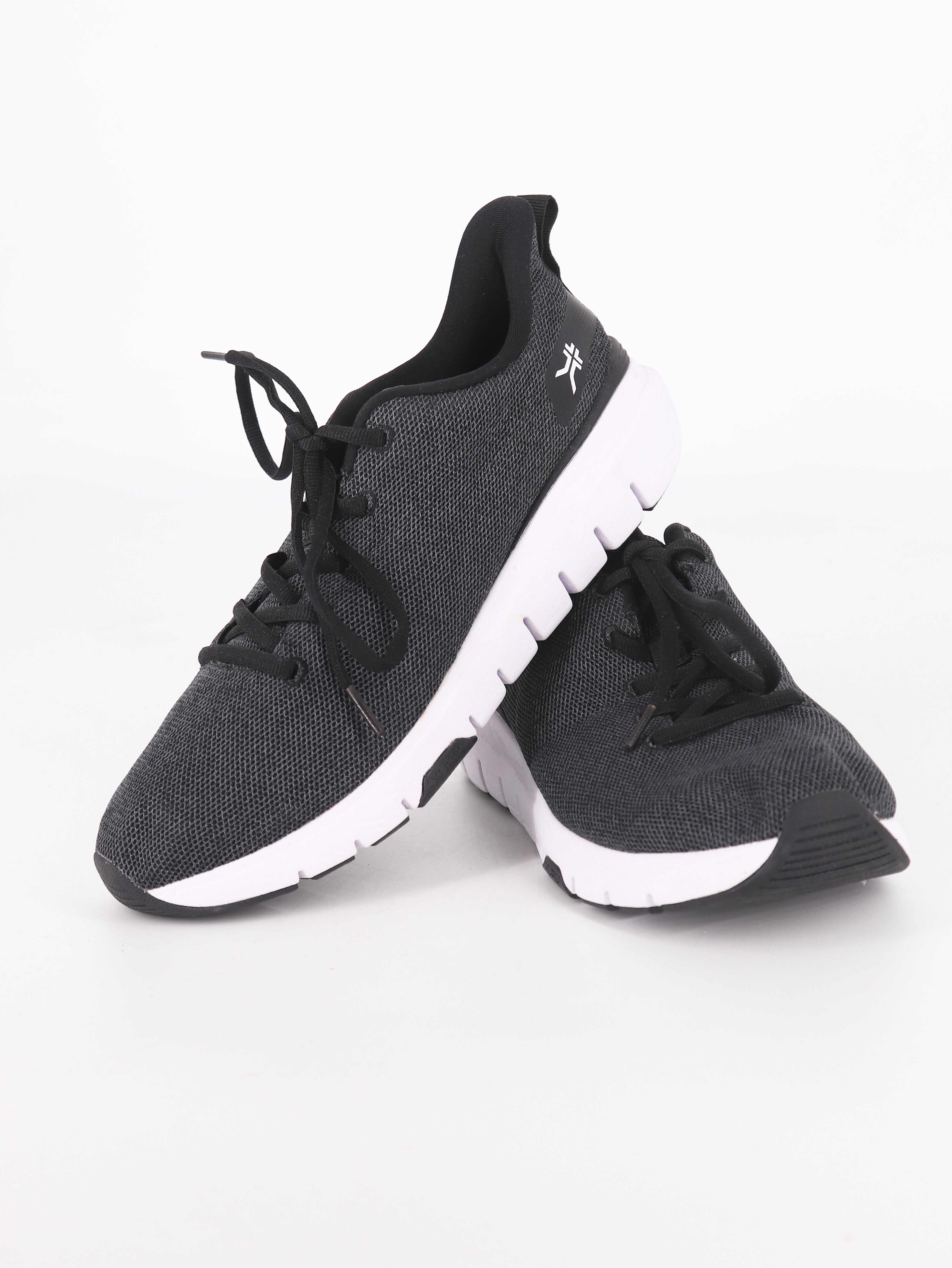 Tenis Deportivo Basic - Mujer - US 9