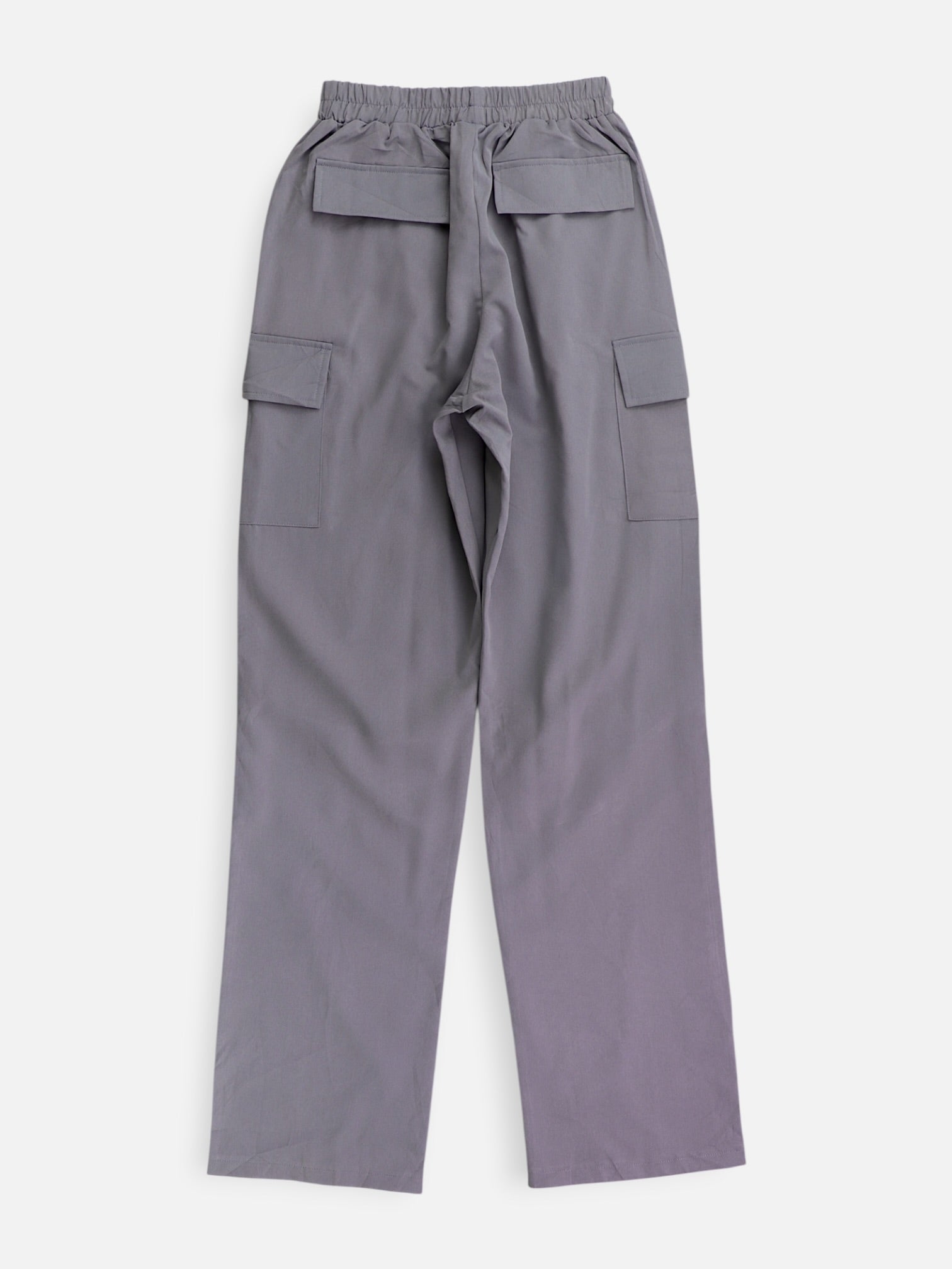 PRETTY LITTLE THINGS Pantalon Regular Fit Cargo - Mujer - 0