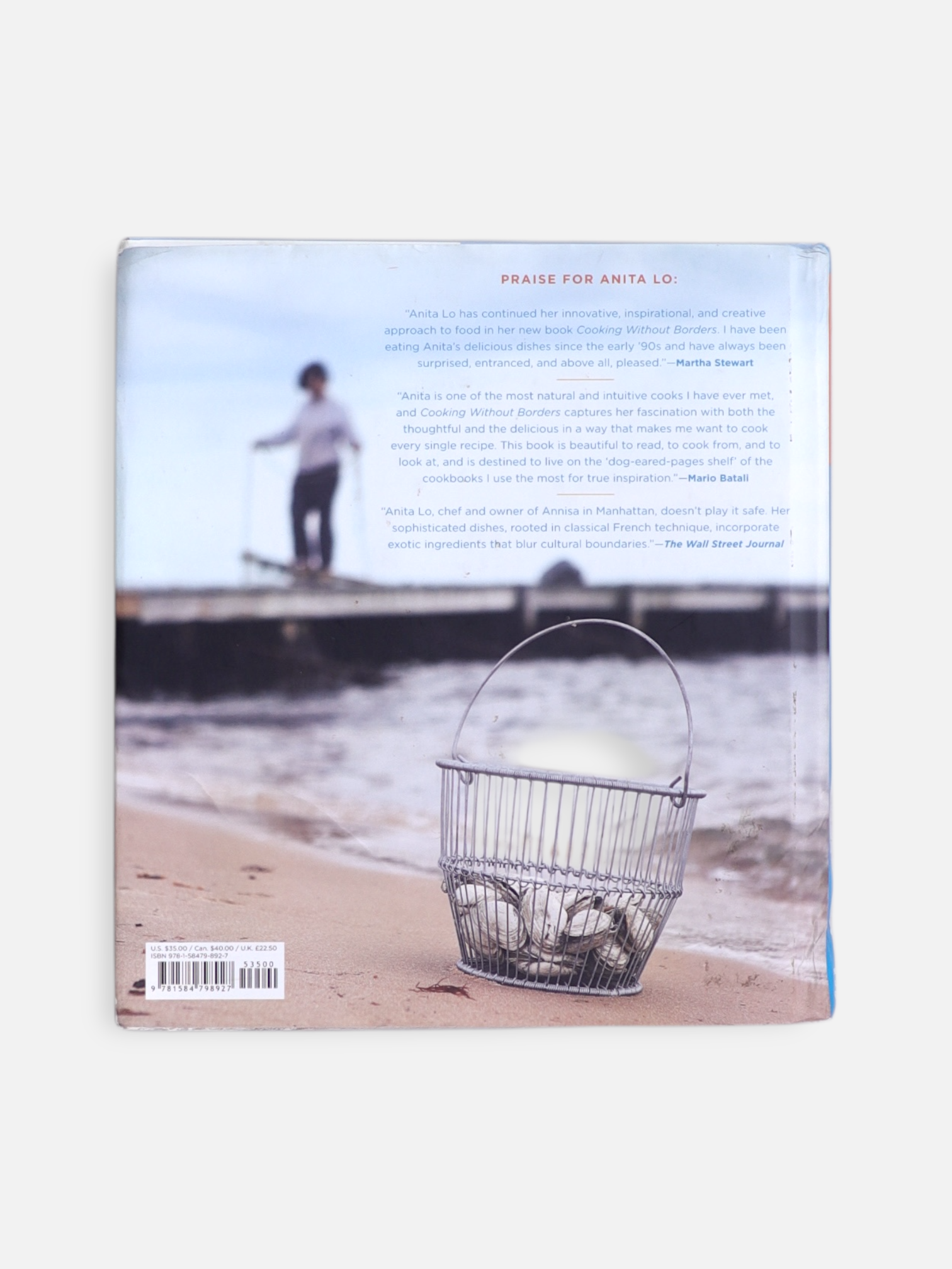 Libro COOKING WITHOUT BORDERS by ANITA LO