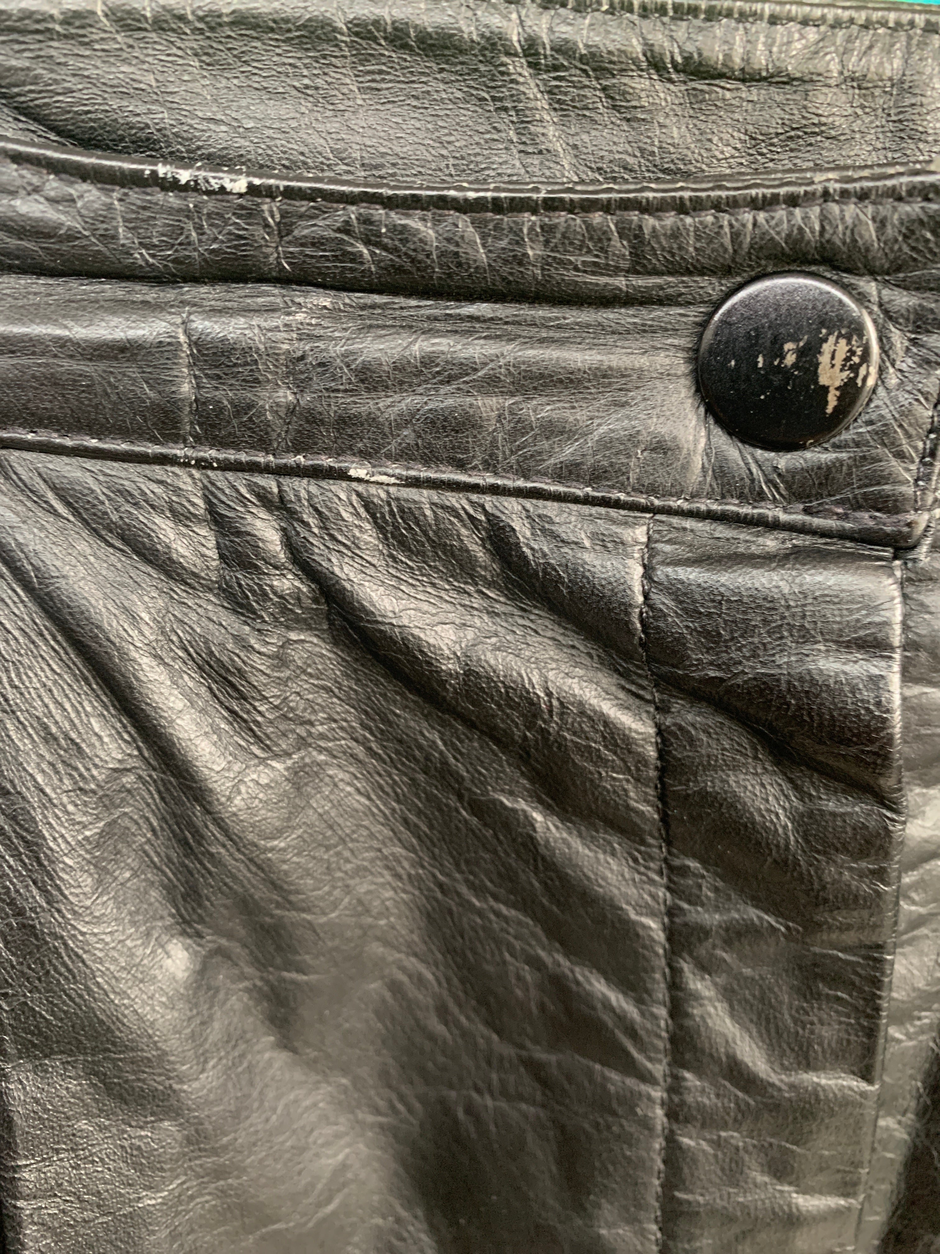 Pantalon Regular Fit Cuero - Mujer - 11