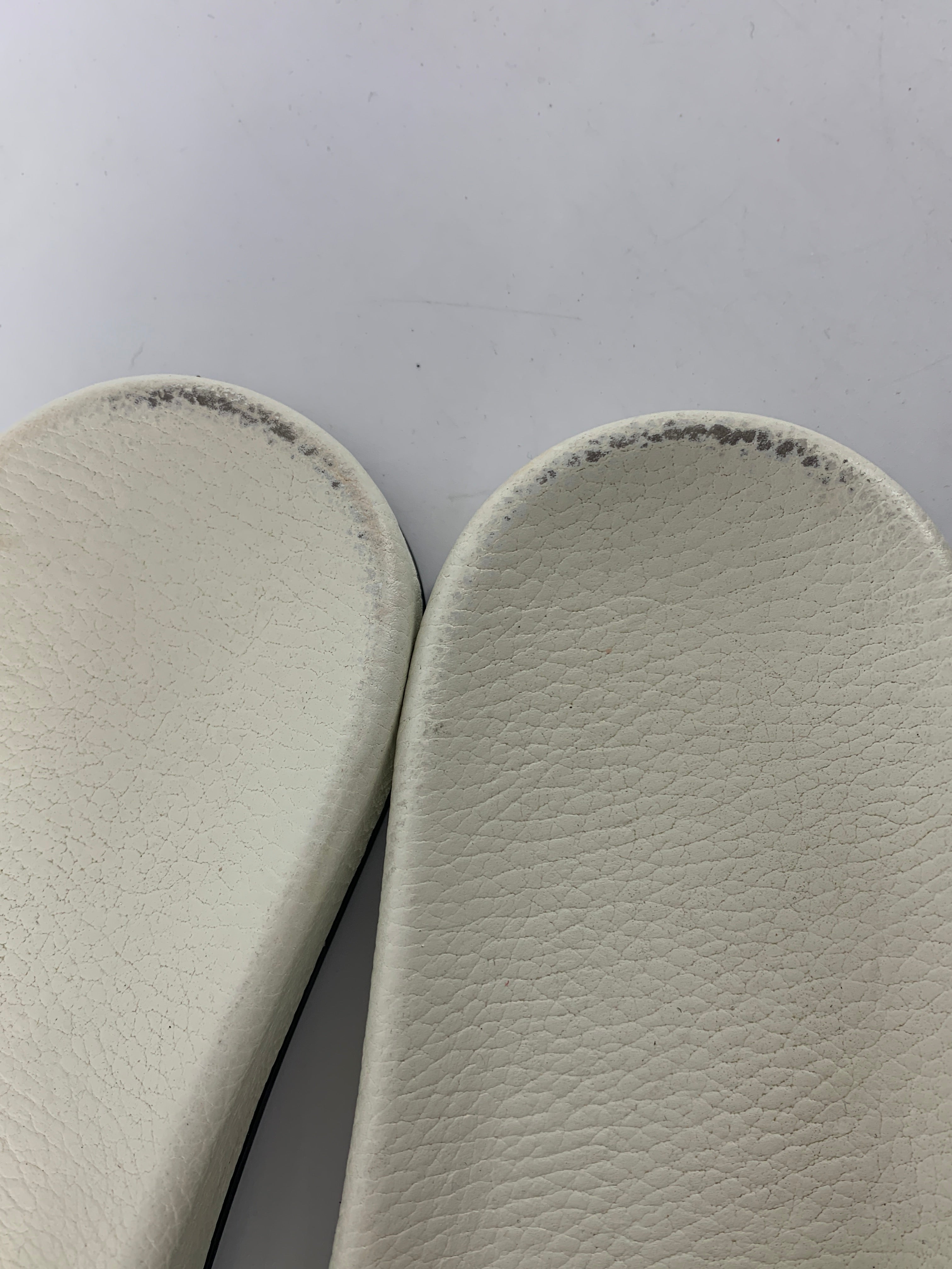 BALENCIAGA Sandalias Casual Cuero - Hombre - 40'