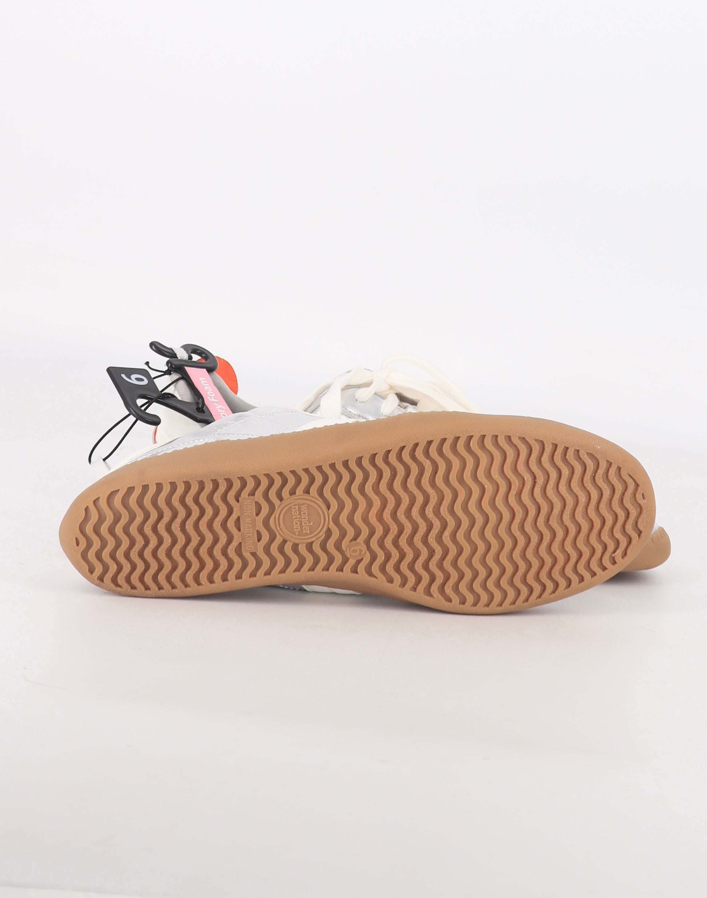 Wonder Nation  Tenis Clasico Basic - Mujer - US 6