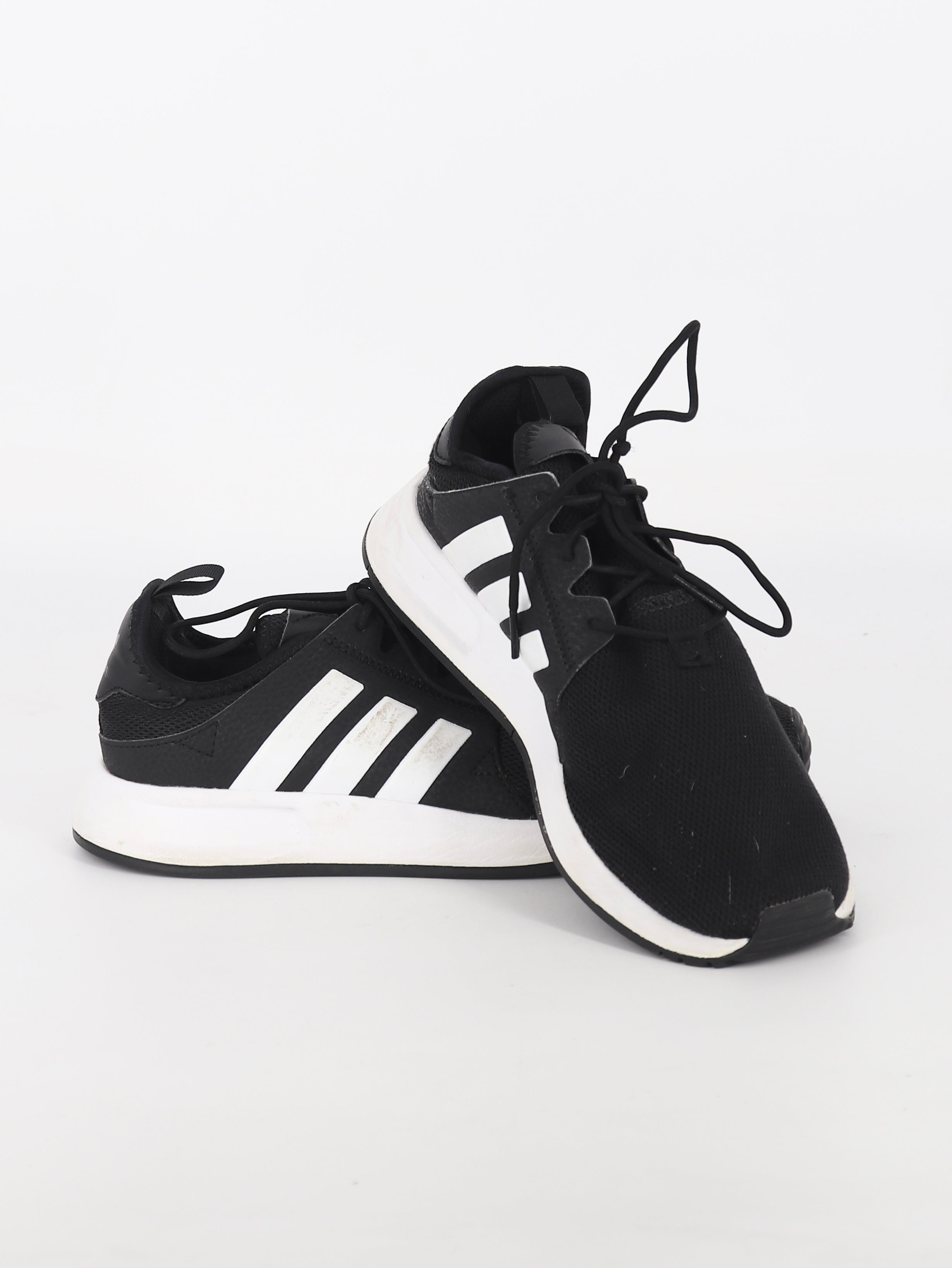 Adidas Tenis Deportivo Basic - Hombre - US 6.5