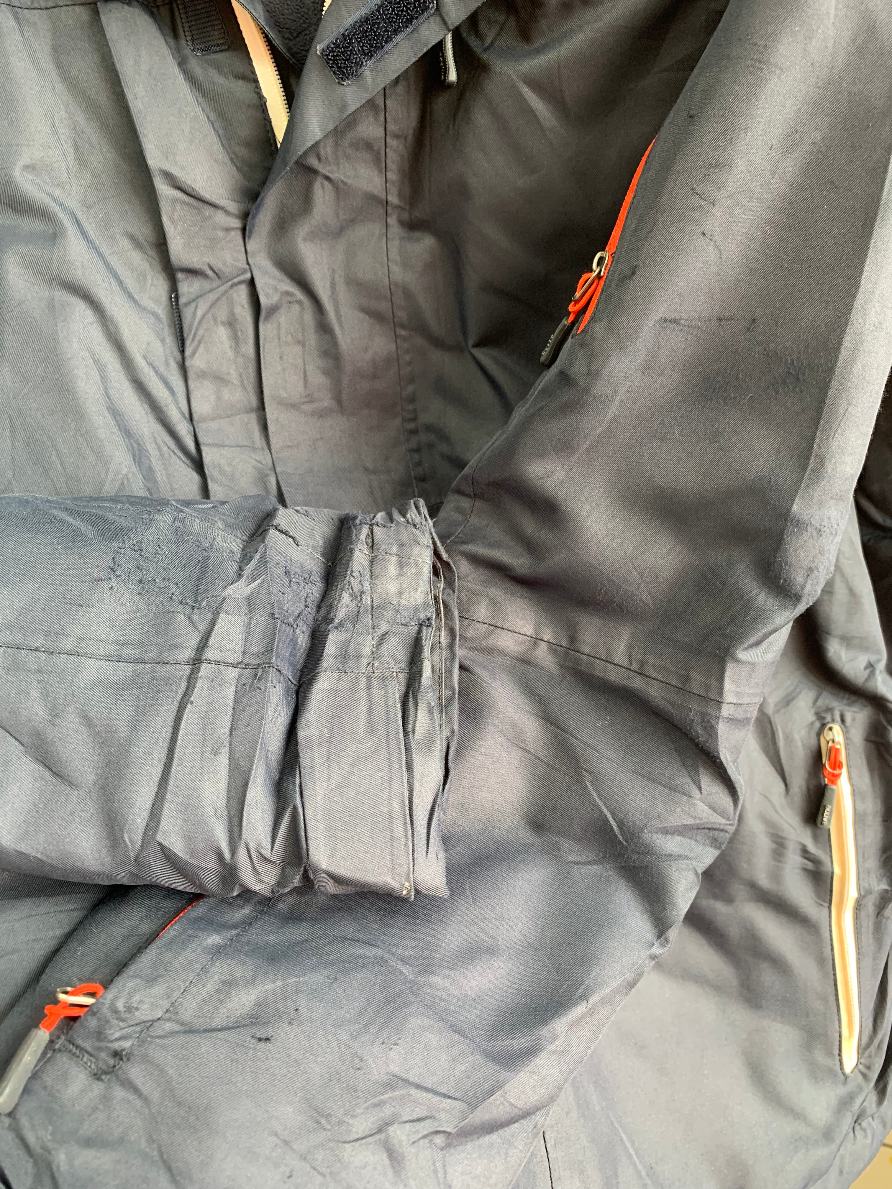 Chaqueta Impermeable Basic - Hombre - Medium