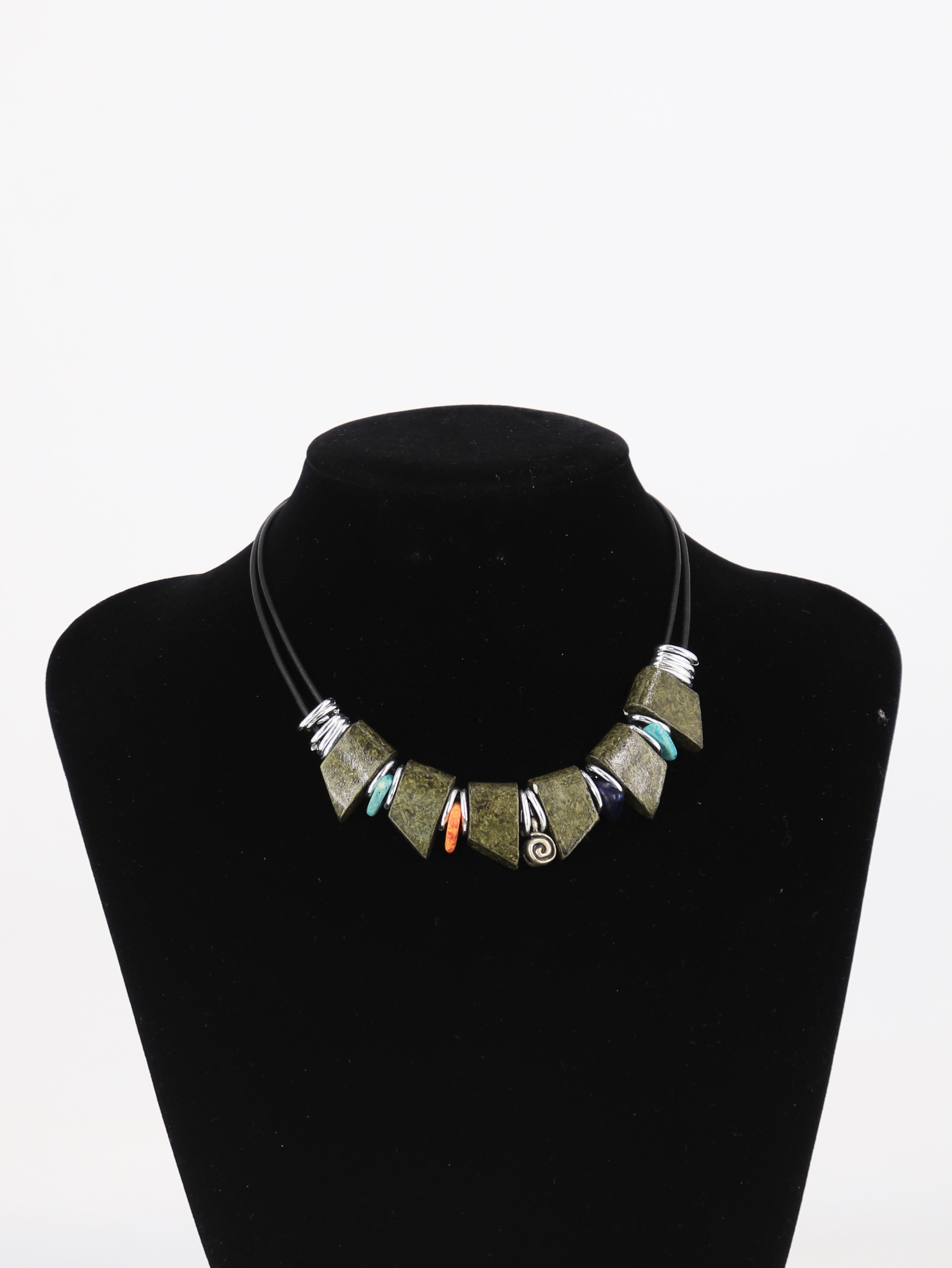 Collar Basic - Mujer - Talla Única (One Size)