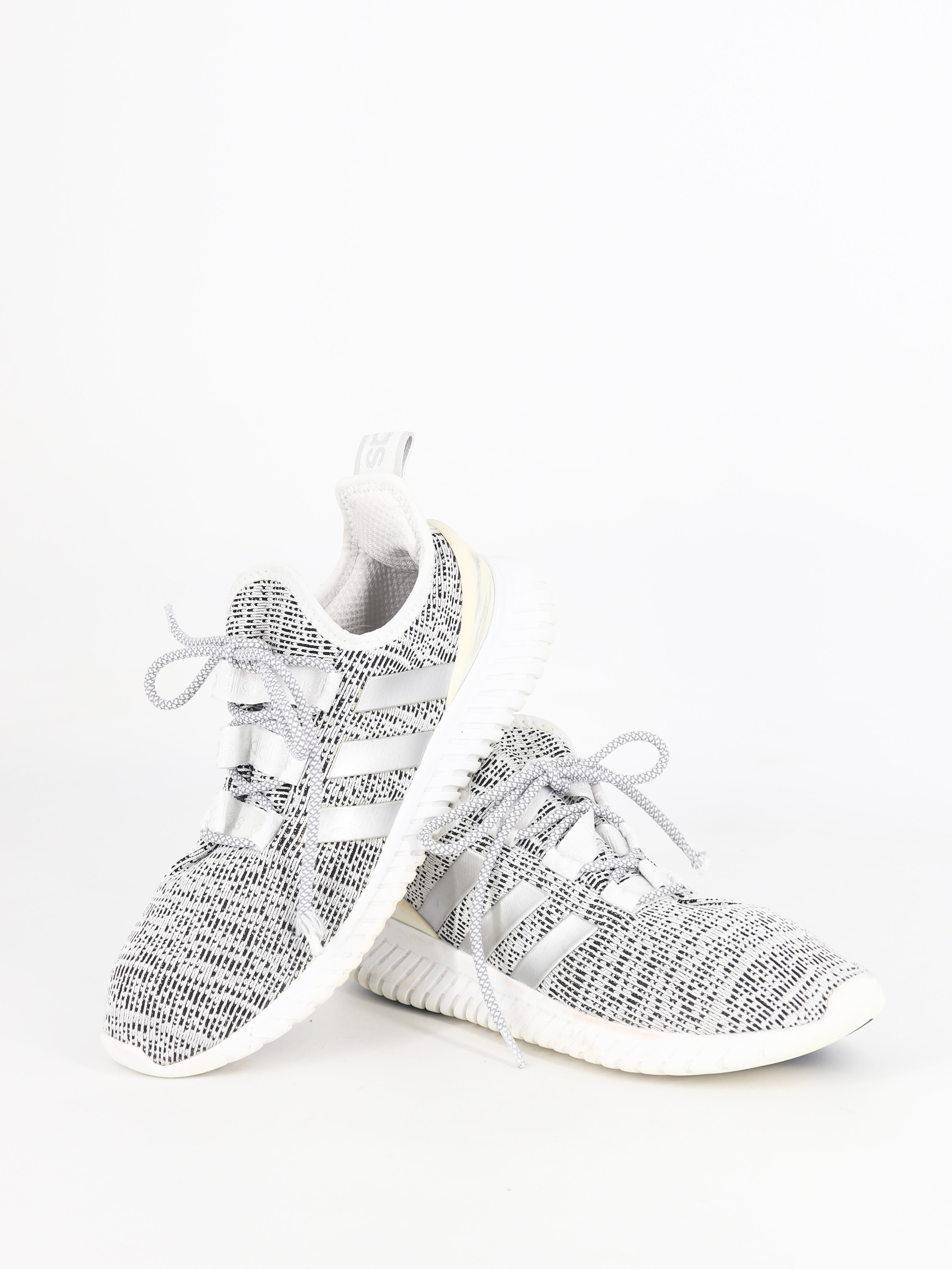 Adidas Tenis Deportivo Basic - Hombre - US 10